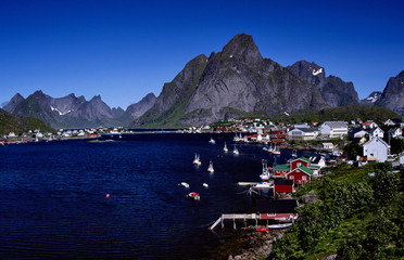Fishing village © Lars Johansson