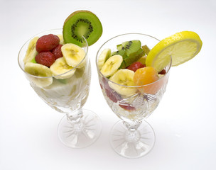 fruits salad in the cups