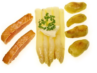 lachs, spargel und kartoffeln 