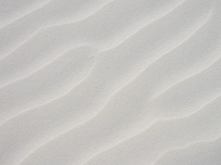 Fototapeta na wymiar Sand patterns at the caribbean sea beach