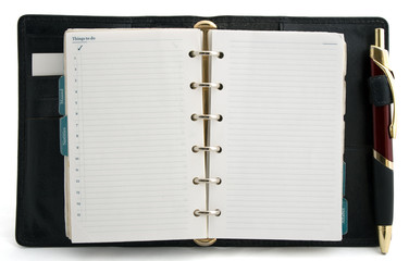 Organizer with pen opend on "things to do" page