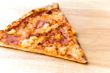 pizza hawaii-schnitte