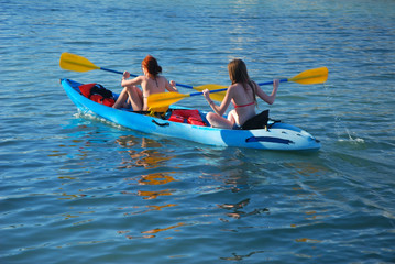 Kayak Girls