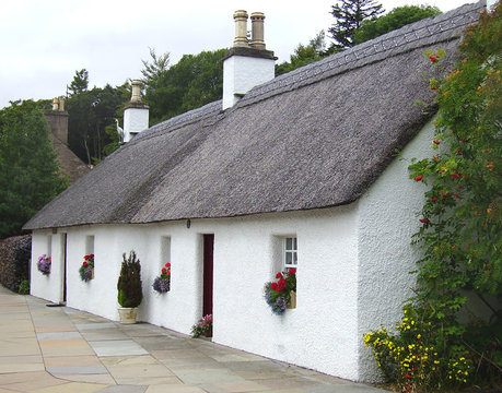 angus cottages