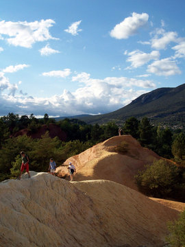 C&eacute;reste - Colorado proven&ccedil;al