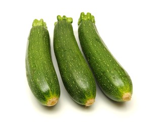 Trois courgettes