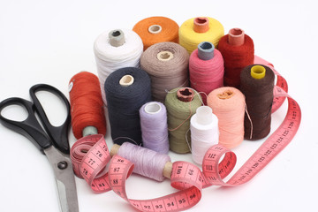 Set of a thread and scissors