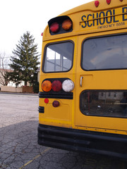 Naklejka na ściany i meble yellow school bus