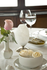 Chic Table