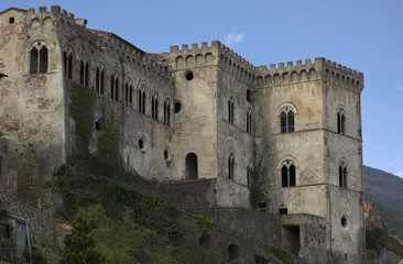 Castello di Buti 