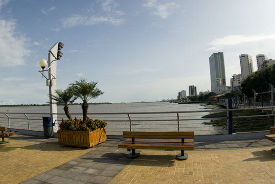 malecon 2000 park boulevard guayaquil ecuador