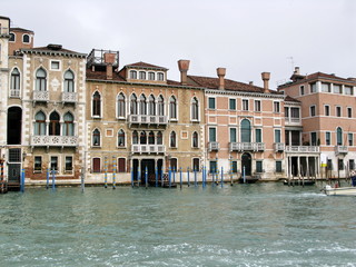 Fototapeta na wymiar Wenecja, Włochy. Pałac na Grand Canal znane.