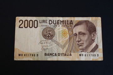 2000 lire