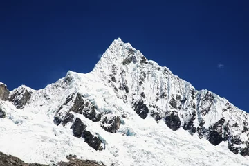 Photo sur Plexiglas Alpamayo Alpamayo peak