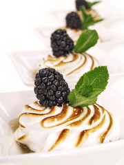 rhabarber kompott mit meringue gratiniert