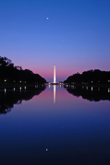 Fototapeta na wymiar Washington Monument at Dawn
