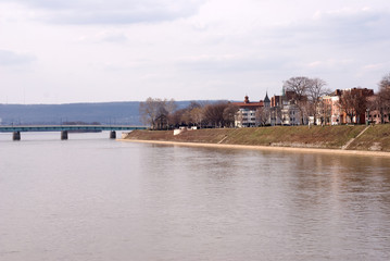 Fototapeta premium River front