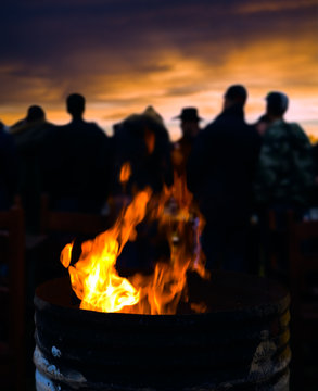 Picnic, fire, people