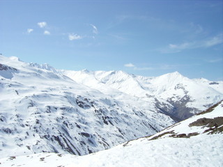 Fototapeta na wymiar la vallée de la maurienne