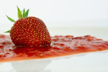 purée de fraises rouges