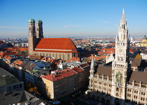 M&uuml;nchen Rathaus und Frauenkirche