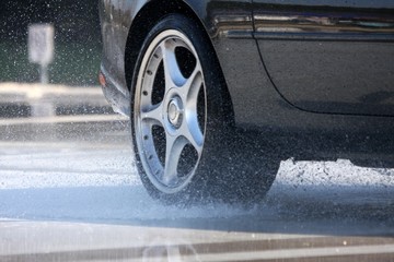 aquaplaning 1 roue