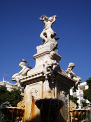 fuente del siglo XIX. Plaza Weyler (Tenerife)