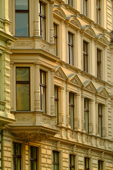 Fototapeta na wymiar old apartment buildings
