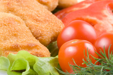 Chicken nuggets with vegetables