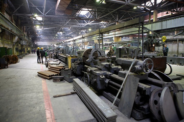 Fototapeta na wymiar Stare maszyny fabryczne