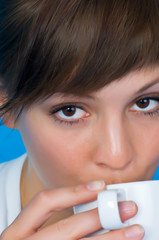 Girl mit Cappuccino