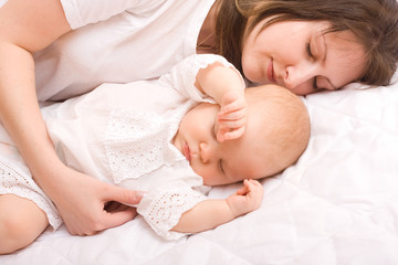 Obraz na płótnie Canvas Baby with mother