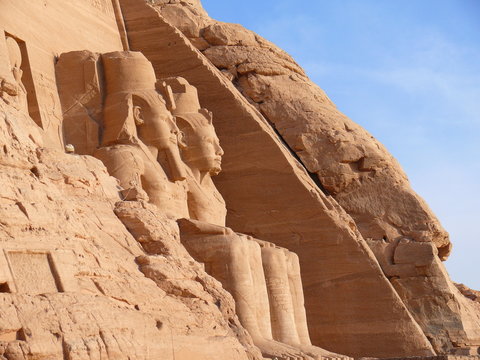 colosse d'abou-simbel