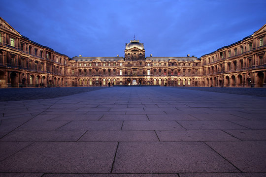 Mus&eacute;e du louvre - Paris