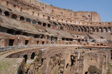 Fototapeta na wymiar archs of coliseum in rome