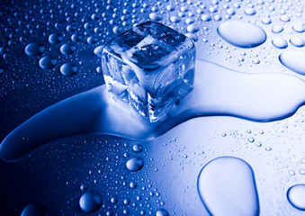 Ice cube & Water drops