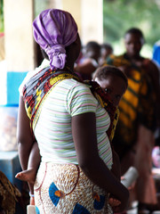 Mujer y niño - Tanzania