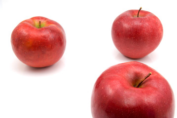 red apples