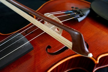 Fototapeta premium Bow and violin
