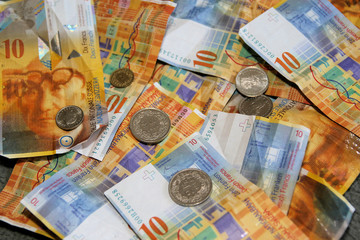 billets de banque et pièces