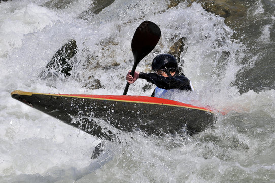 Kayak slalom