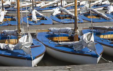 Fototapeta na wymiar Sailing boats 4