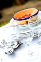 Outdoor table setting for alfresco dining 