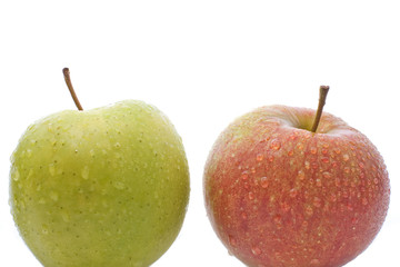 green apple and red apple