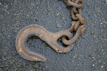 Obraz premium Load Hook on Asphalt