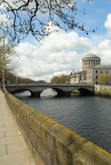 Four Courts overlooking the River Liffey ( 1796)