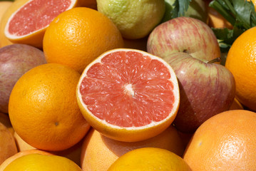 half grapefruit with other fruits