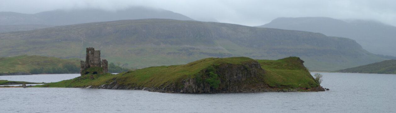 Ardvreck Castle
