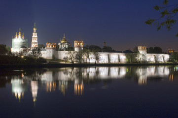 Fototapeta na wymiar monastery in Moscow