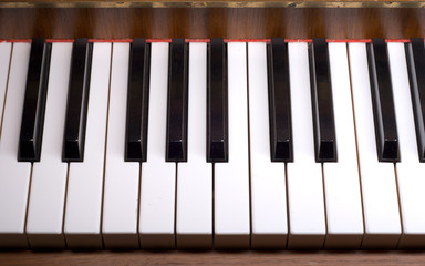 piano keyboard